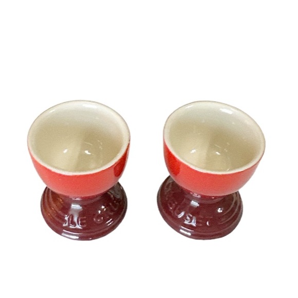 NEW Le Creuset CERISE Footed Egg Cup Set/2 - Picture 2 of 4